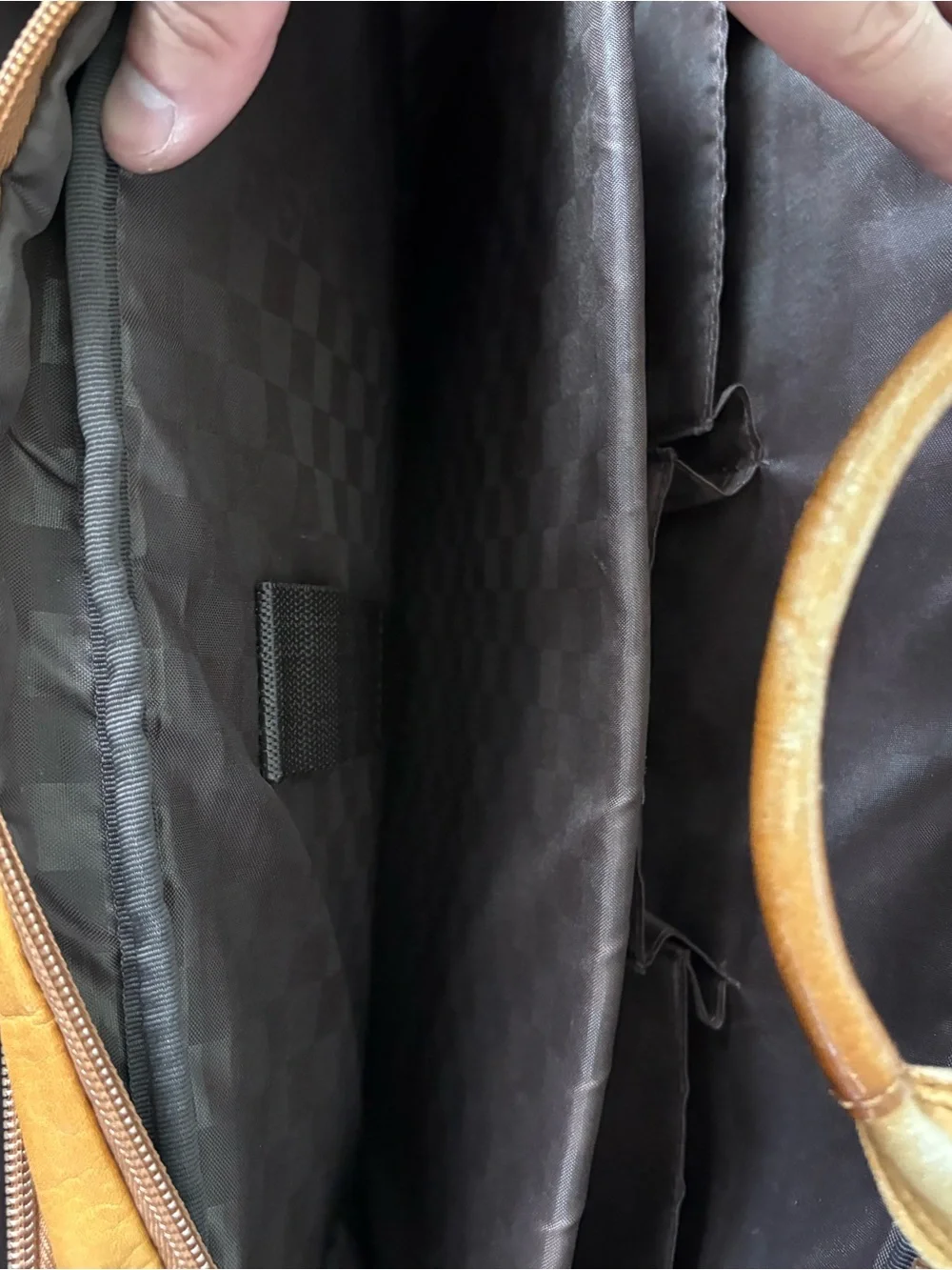 Samsonite Cognac Leather Laptop Messenger Bag